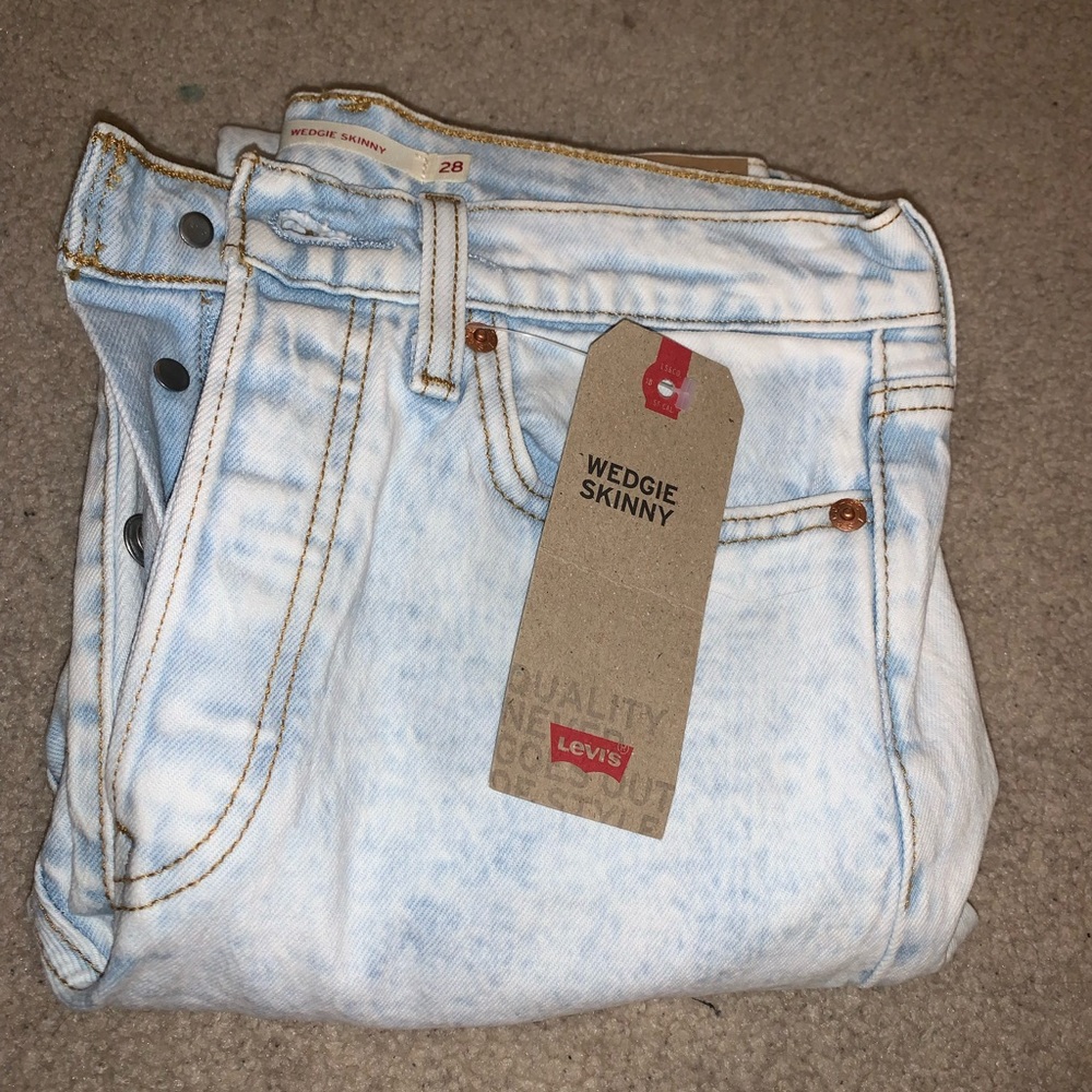 NWT Levi’s Wedgie Skinny